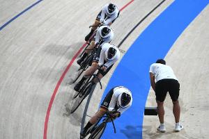 Erneuter Weltrekord: Bahn-Vierer der Frauen fährt um Olympia-Gold