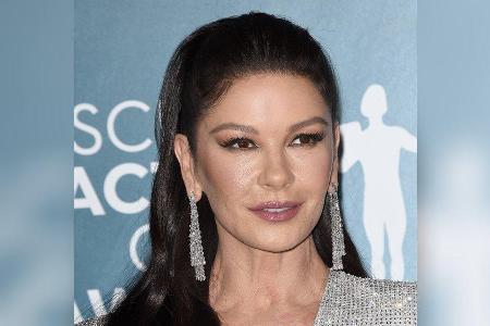Catherine Zeta-Jones im Januar 2020. Catherine Zeta-Jones im Januar 2020.