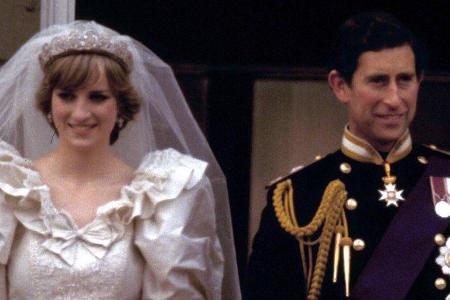 Prinzessin Diana und Prinz Charles bei ihrer Hochzeit im Jahr 1981. Prinzessin Diana und Prinz Charles bei ihrer Hochzeit im Jahr 1981.