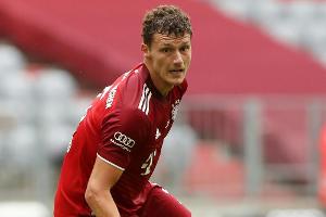 kicker: Pavard fehlt Bayern "drei bis vier Wochen"
