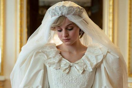 Emma Corrin als Prinzessin Diana in Emma Corrin als Prinzessin Diana in