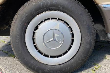 Mercedes-Benz 500 SEC
