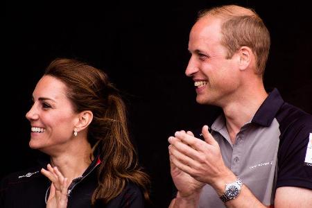 Herzogin Kate und Prinz William drücken den Athleten bei den Paralympischen Spielen die Daumen. Herzogin Kate und Prinz William drücken den Athleten bei den Paralympischen Spielen die Daumen.