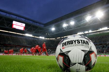 Bundesregierung erleichtert Fußballspiele am Abend Bundesregierung erleichtert Fußballspiele am Abend
