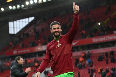 Liverpool bindet auch Torhüter Alisson langfristig an sich Liverpool bindet auch Torhüter Alisson langfristig an sich