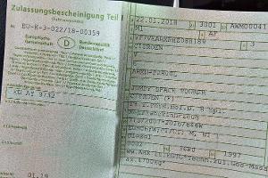 Dem Papier-Fahrzeugschein droht das Aus
