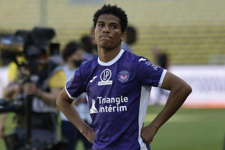 Als Bailey-Ersatz: Leverkusen verpflichtet Offensiv-Juwel Adli Als Bailey-Ersatz: Leverkusen verpflichtet Offensiv-Juwel Adli