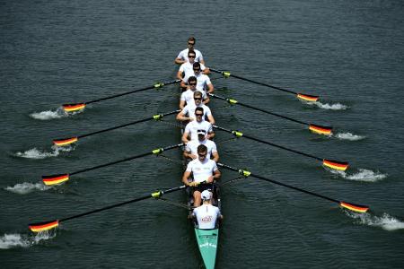 Deutschland-Achter verabschiedet Sauer und Schmidt mit Sieg beim Kanal-Cup Deutschland-Achter verabschiedet Sauer und Schmidt mit Sieg beim Kanal-Cup
