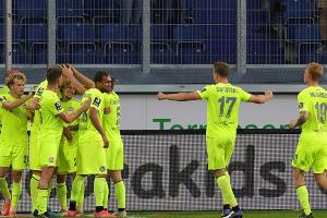 3. Liga: Wehen übernimmt Tabellenspitze - Magdeburg patzt
