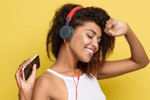 Immer die neueste Folge dabei: Die besten Apps für Podcast-Fans