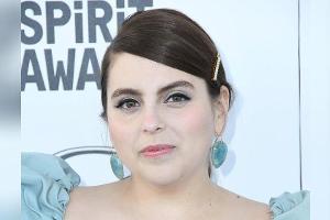 Beanie Feldstein wird in "American Crime Story: Impeachment" als Monica Lewinsky zu sehen sein.