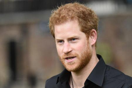 Prinz Harry steht in der Kritik. Prinz Harry steht in der Kritik.