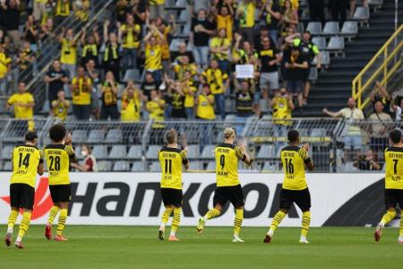 Köln und BVB nach Saisonstart von 2G überzeugt - Fans zwiegespalten Köln und BVB nach Saisonstart von 2G überzeugt - Fans zwiegespalten