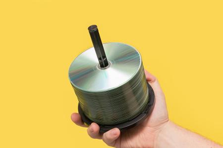CDs mögen sich noch einige Menschen kaufen, die wenigsten dürften jedoch noch selbst brennen. CDs mögen sich noch einige Menschen kaufen, die wenigsten dürften jedoch noch selbst brennen.