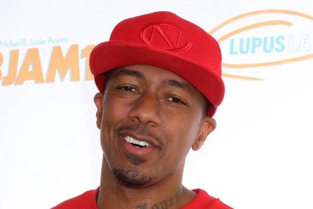 Nick Cannon wurde im Juni innerhalb von zwei Wochen Vater von drei Kindern. Seine Freundin Alyssa Scott brachte am 25. Juni ...