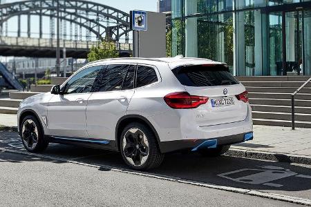 BMW iX3_Elektro-SUV