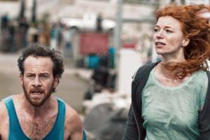 "Sanft schläft der Tod": Anja (Marleen Lohse) und Frank (Fabian Busch) suchen verzweifelt ihre entführten Kinder.