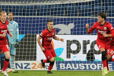 Infizierte zurück: Corona-Lage bei der Eintracht entspannt sich Infizierte zurück: Corona-Lage bei der Eintracht entspannt sich