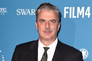 Chris Noth bestreitet die Vorwürfe gegen ihn.