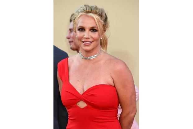 ...Britney Spears 2004 in Las Vegas ihren Jugendfreund Jason Alexander ehelichte, machte nicht etwa die Hochzeit selbst die ...