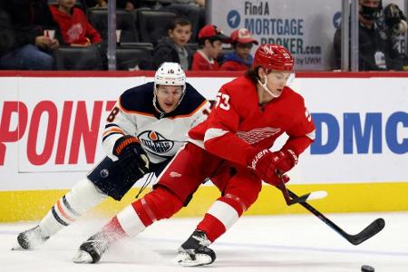 NHL: Seider verliert mit Detroit trotz Führung NHL: Seider verliert mit Detroit trotz Führung