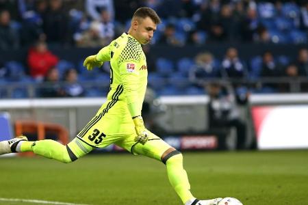 Positiver Coronatest bei Hannover-Keeper Hansen Positiver Coronatest bei Hannover-Keeper Hansen