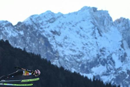 Kobayashi gewinnt Neujahrsspringen - Eisenbichler auf Platz zwei Kobayashi gewinnt Neujahrsspringen - Eisenbichler auf Platz zwei