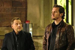 "Tatort: Videobeweis": Thorsten Lannert (Richy Müller, l.) und Sebastian Bootz (Felix Klare) versuchen, den Tathergang zu re...