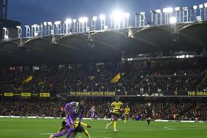 Medizinischer Notfall: Spiel in Watford unterbrochen