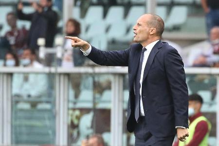 Ibrahimovic setzt Meilenstein - auch Neapel und Inter gewinnen Ibrahimovic setzt Meilenstein - auch Neapel und Inter gewinnen
