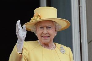 Queen Elizabeth II. soll nach ihrem Krankenhausaufenthalt in guter Verfassung sein.