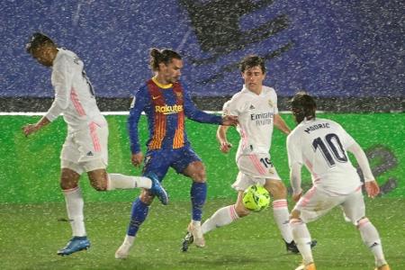 Barcelona trifft Real zum Clasico der gefallenen Riesen Barcelona trifft Real zum Clasico der gefallenen Riesen