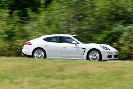 Porsche Panamera 4S