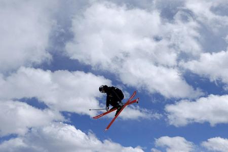 Ski-Freestyler Zehentner starker Vierter beim Weltcup-Auftakt Ski-Freestyler Zehentner starker Vierter beim Weltcup-Auftakt
