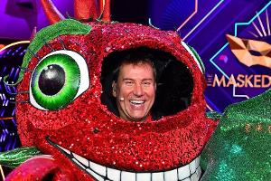 Die Chili: "Tagesschau"-Chefsprecher Jens Riewa musste in der ersten Folge "The Masked Singer" seine Maske abnehmen.
