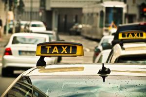 Doch keine Pflicht für Elektro-Taxis ab 2025