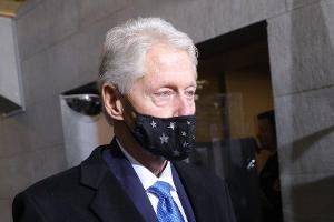 Bill Clinton liegt auf der Intensivstation