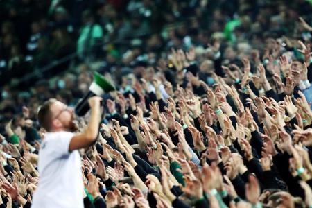 SID-Umfrage: Fußballfans empfinden Berichterstattung als respektlos SID-Umfrage: Fußballfans empfinden Berichterstattung als respektlos