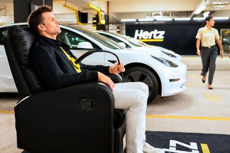 Hertz kauft 100.000 Tesla