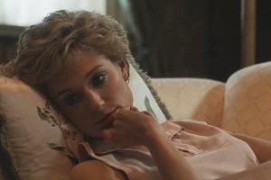 Prinzessin Diana (Elizabeth Debicki) in Staffel fünf von "The Crown".