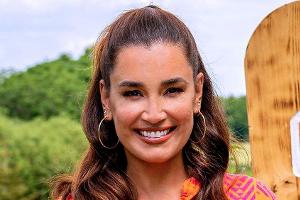 Jana Ina Zarrella moderiert die neue Datingshow "Let's Love".