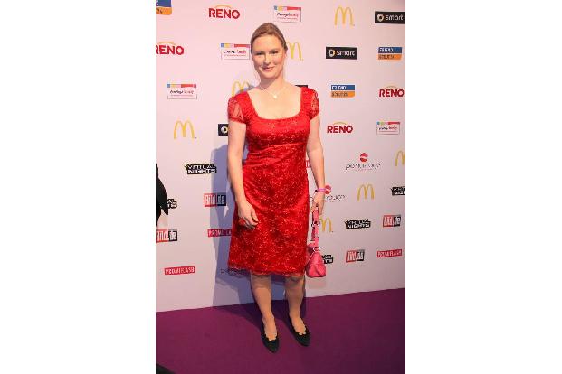 ...konnten Fans miterleben, wie einige Schauspieler wie Sybille Waury (Tanja Schildknecht) quasi vor der Kamera erwachsen wu...