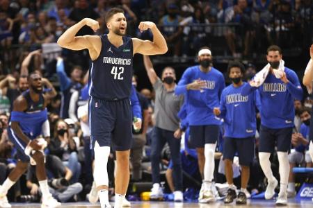 NBA: Kleber siegt gegen Theis - Lakers in Sorge um Davis NBA: Kleber siegt gegen Theis - Lakers in Sorge um Davis