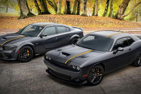 2023 Dodge Challenger GT RWD und Charger Scat Pack Widebody mit Hemi Orange Appearance Package