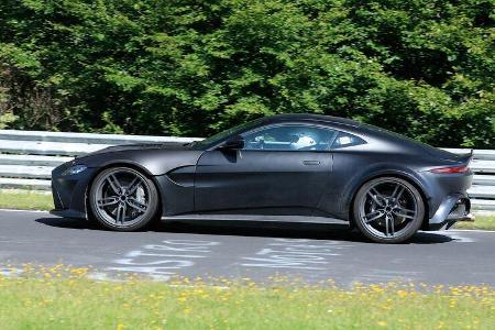 Erlkönig Aston Martin Vantage V12 RS