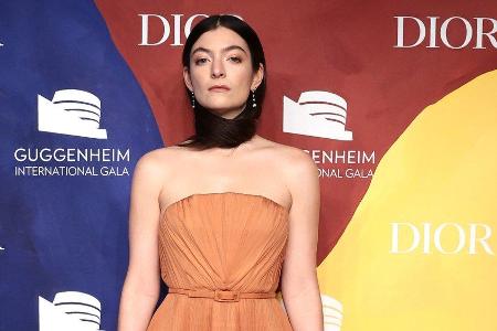 Lorde bei ihrem Auftritt auf einer New Yorker Gala. Lorde bei ihrem Auftritt auf einer New Yorker Gala.