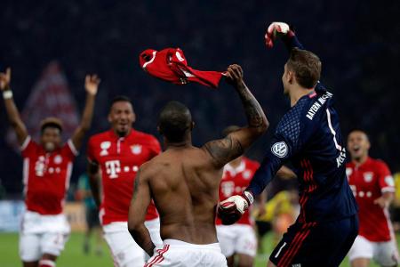 Nach 120 Minuten steht der Sieger im DFB-Pokal-Finale 2016 noch immer nicht fest, vom Punkt setzen sich die Münchner am Ende...