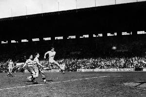 Das SID-Kalenderblatt am 30. November: Erstes Fußball-Länderspiel der Geschichte