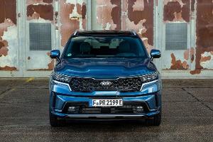 So fährt der SUV mit Stecker