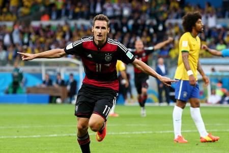 Platz 1: Miroslav Klose (71 Tore) Platz 1: Miroslav Klose (71 Tore)